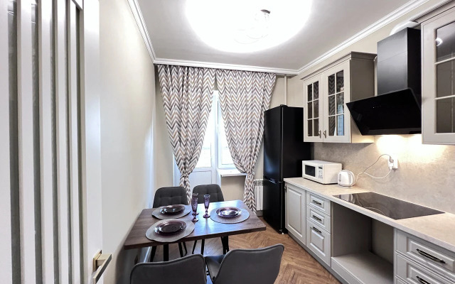 S Sovremennym Remontom Svetlaya Uyutnaya Flat