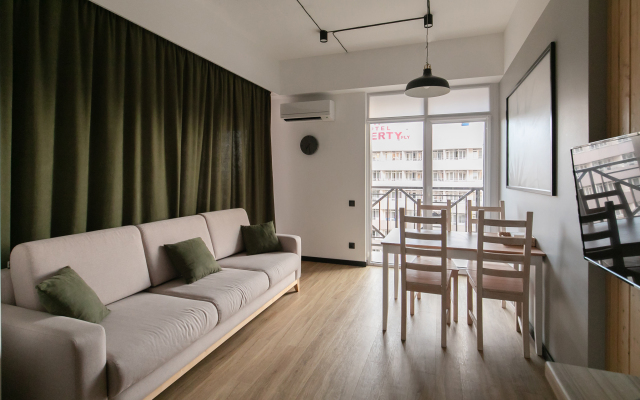 Apartment on the Heights 3