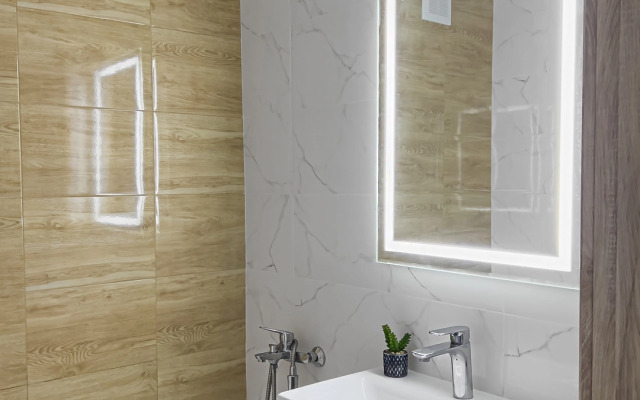 Квартира Уютная в Центре Московского Района с Видом на Лес