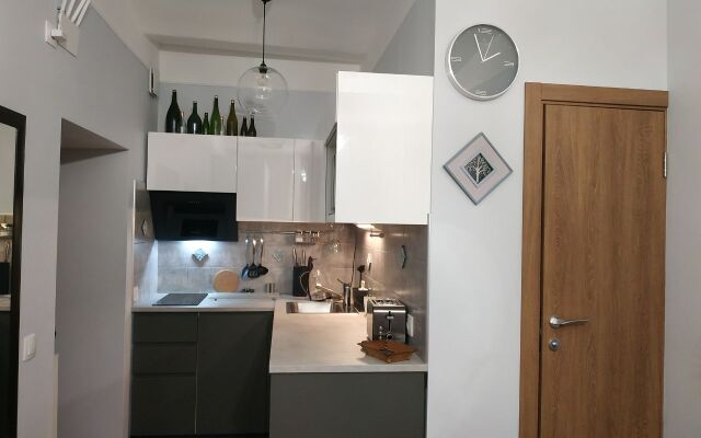 Квартира Студия рядом с Спасом-на-Крови и Эрмитажем