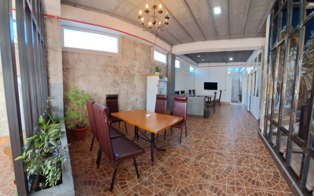 U Dyadi Volodi Guest house