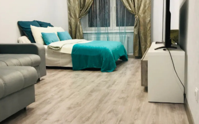 Na Bolshoy Okruzhnoy 2B/2 Apartments