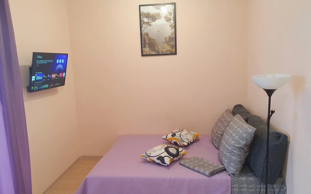 Svetlaya Studiya V  Zhk Aprel Flat