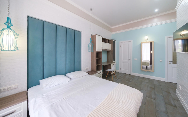 4k Uluchshennye 130m. Pervaya Liniya. 200m do Morya Apartment