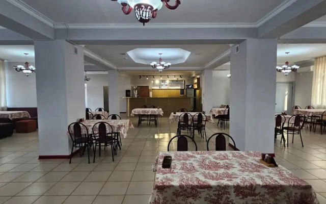 Hotel City