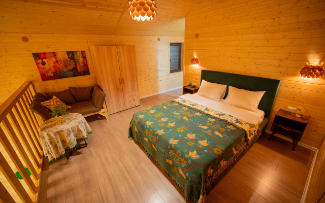 S Chastnoy Territoriey Na 4-5 Chelovek Green Aspen Private House