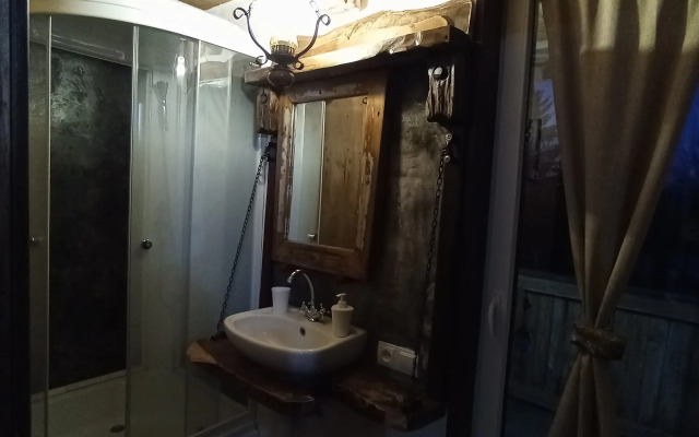 Derevenskiy Dom Private House