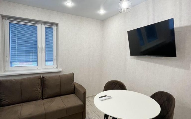 Novaya Zhk Frukty Flat
