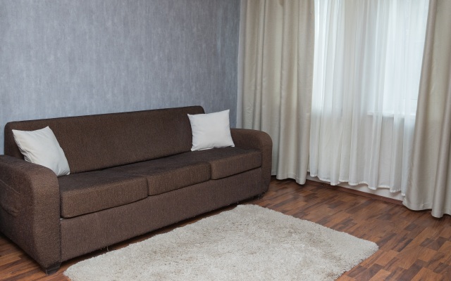 Sladkiy Sonn na Rodionova Flat