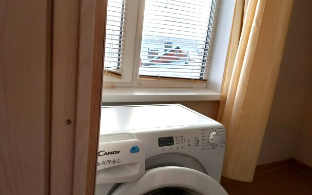 Apartments on Yunaya 21