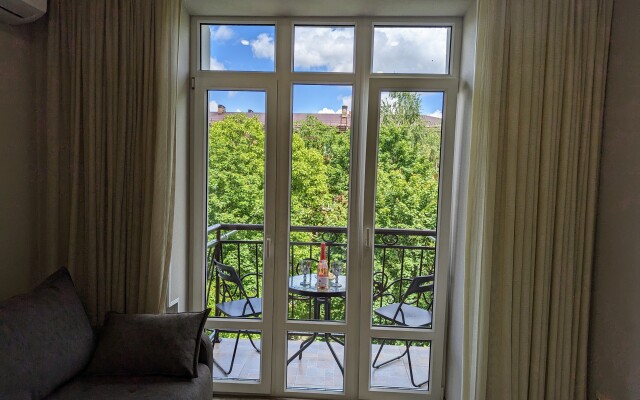 Uyutnaya V Samom Tsentre Goroda Flat