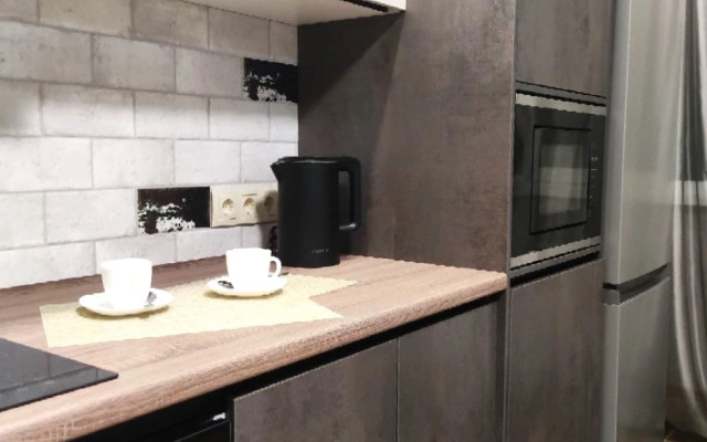 Апартаменты Apato Уютная студия с видом на город и горы