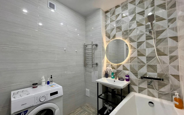 Квартира Просторная 2Комнатная Рядом с Аэропортом на Гусарской