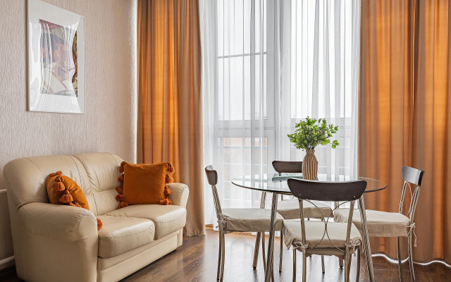 Апартаменты в центре на улице Студеная 68а Сова-Дом