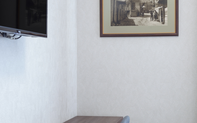 Old Wall Hotel