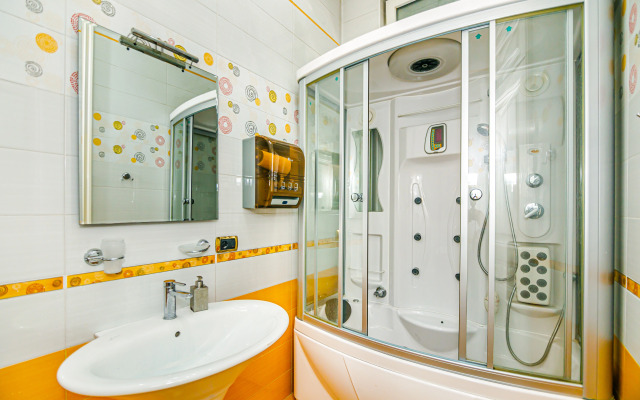 Luxury 7 Bedroom in Nizami Street Apartments