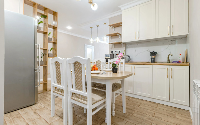 Symphony Guest House Flat