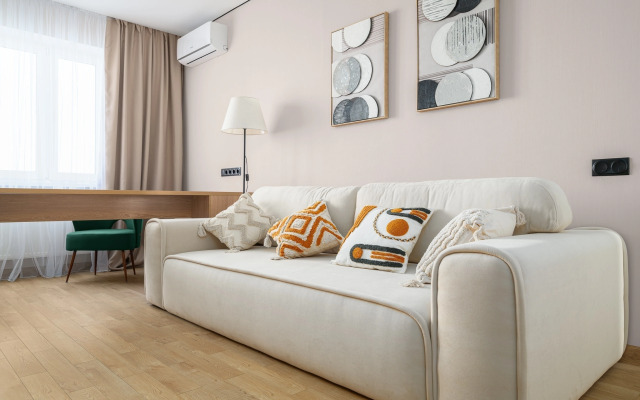 Квартира на Мурата Ахеджака 12к8