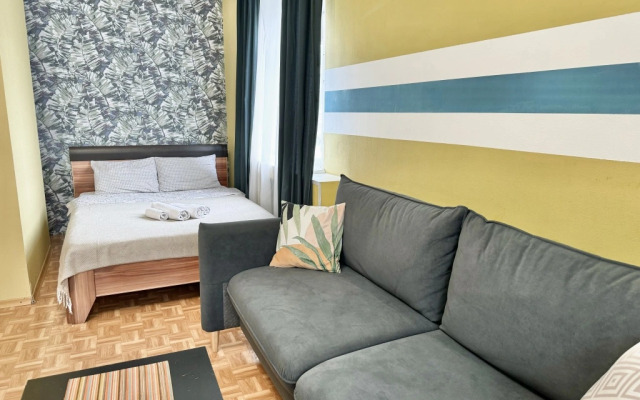 U DK Metallurgov. Barbaris One-room Apartments