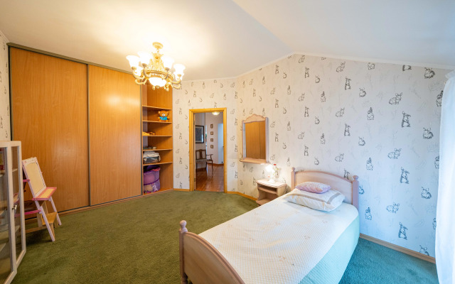 Частный дом Большой уютный коттедж с баней