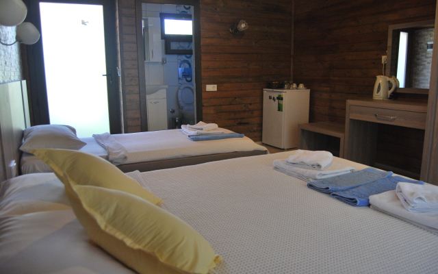 Nuri's Beach Bungalow