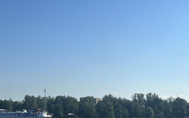 Solnechnaya U Naberezhnoy Nevy Flat