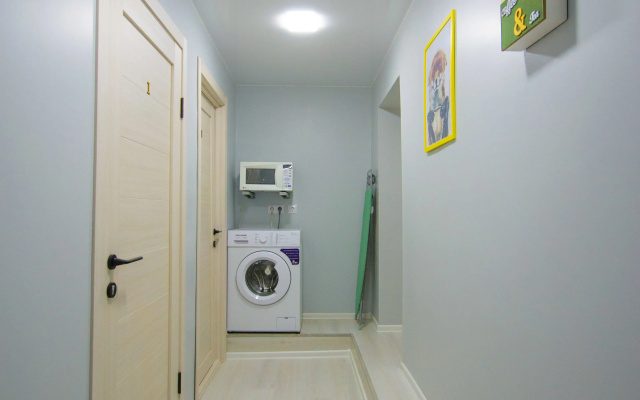 Na Vladivostokskoy 44 Flat