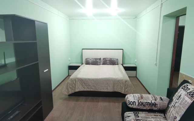 Квартира на Байкальской 408