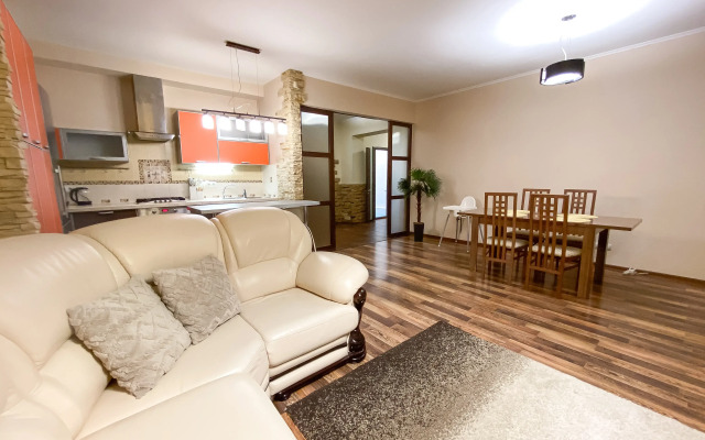 Квартира на улице Фурманова 39/58