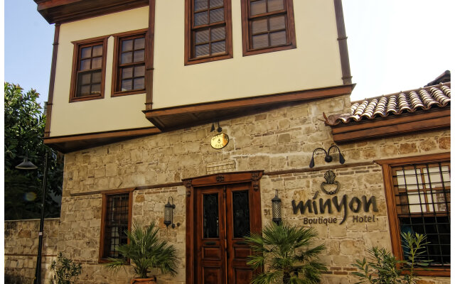 отель Minyon