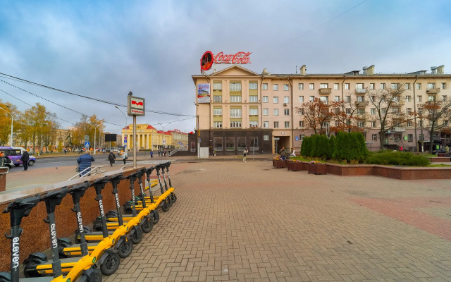 Na Prospecte Nezavisimosti 52 Flat 3-room