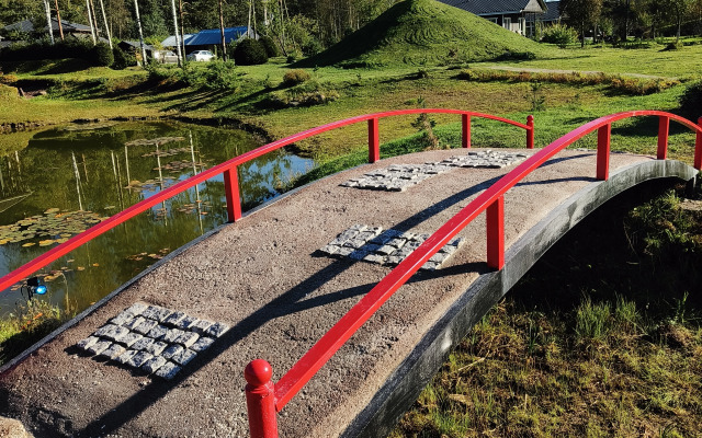 Шале с видом на сад