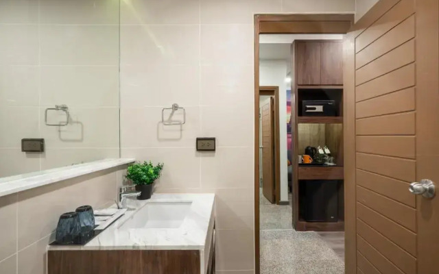 Отель Manhattan Sukhumvit Bangkok