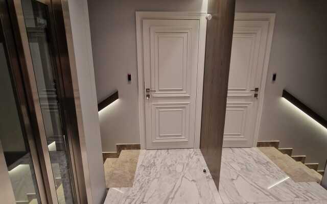 Le Dom Apartments