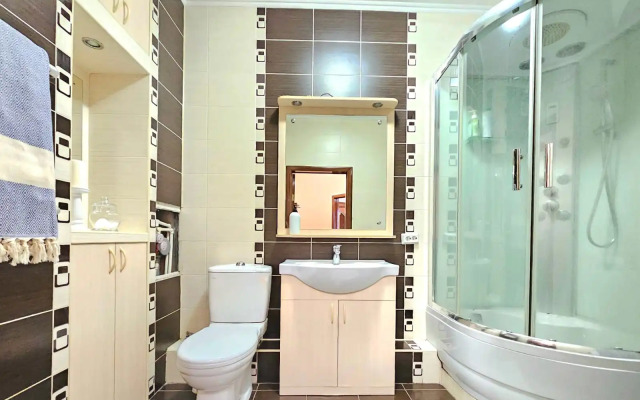 Квартира у ТЦ Тандем