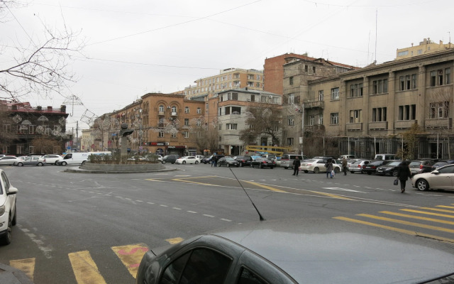 Ploschad Andreya Sakharova Flat