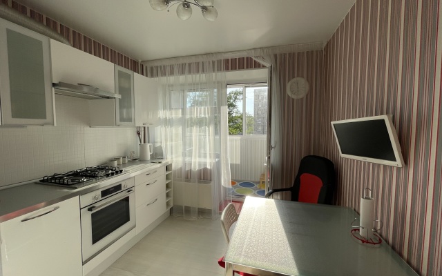 Na Narodnoy 52 Flat