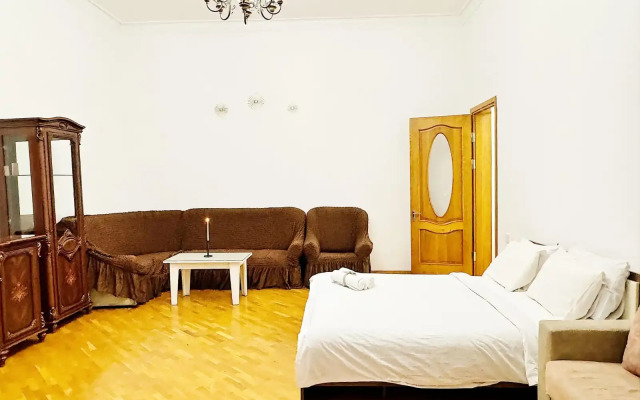 F1 View in Boulevard 3 Apartments