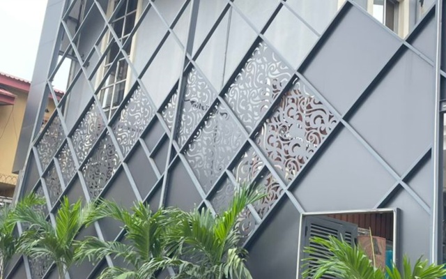 Отель Six Diamond