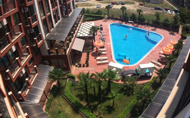 Chateau Del Marina Apartments
