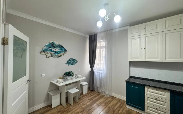 Prostornye Apartamenty nedaleko ot Ekspo, Apartments