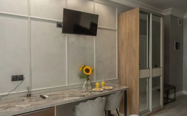 Apartamenty Light Beige u metro Okruzhnaya