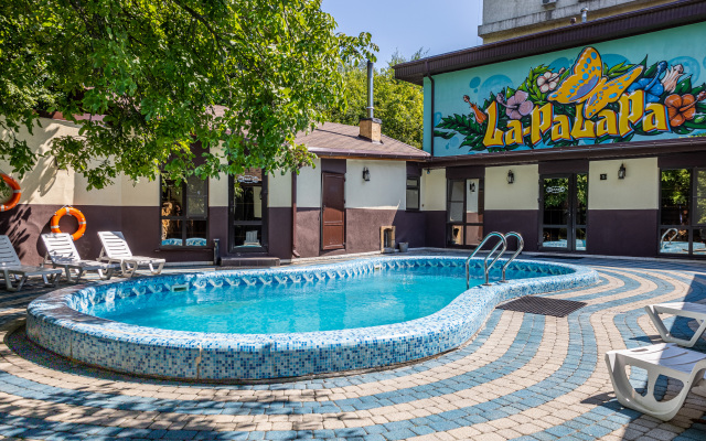 Hotel Marton Sholokhova