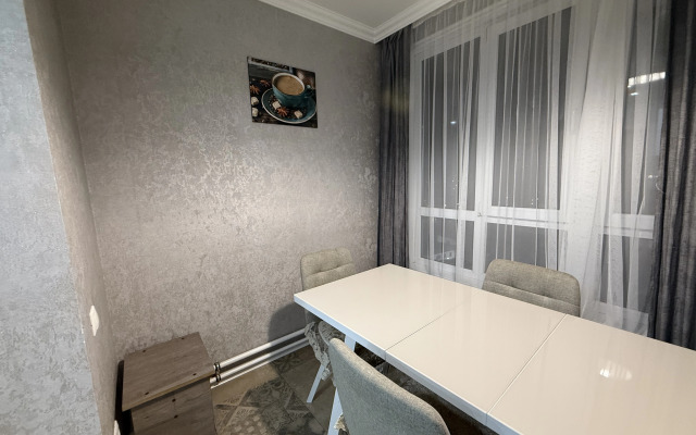 Апартаменты Шикарная двушка с прекрасным видом на горы