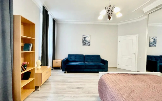 Апартаменты SpbStay на Канале Грибоедова 14