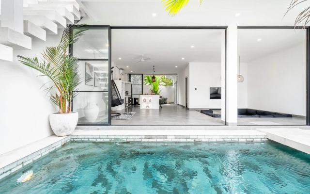 Вилла Sunny Home