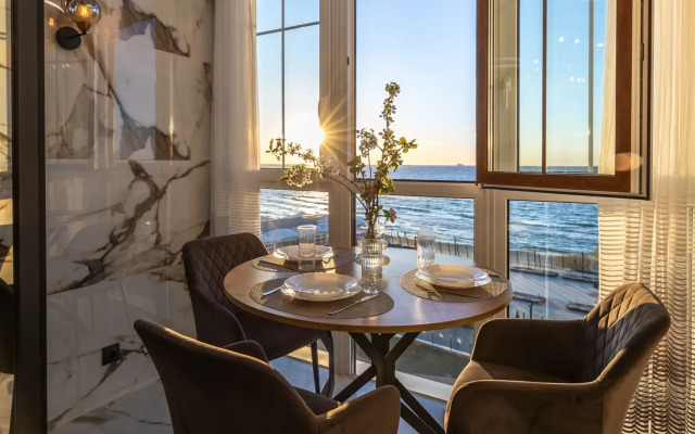 2-k s pryamim vidom na more | 1 Liniya Apartaments