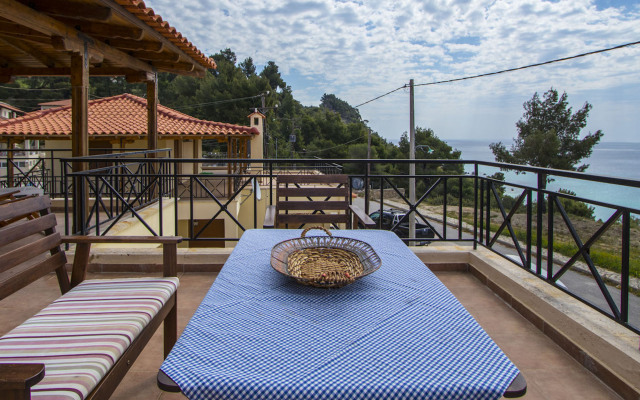 Akrogiali I Posidi Villa