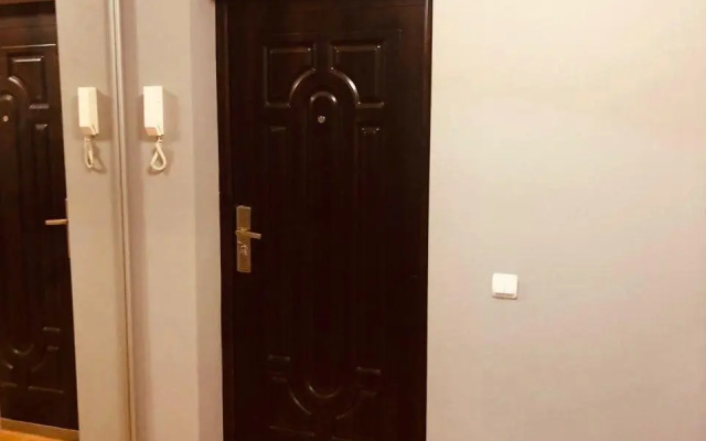 Квартира 93