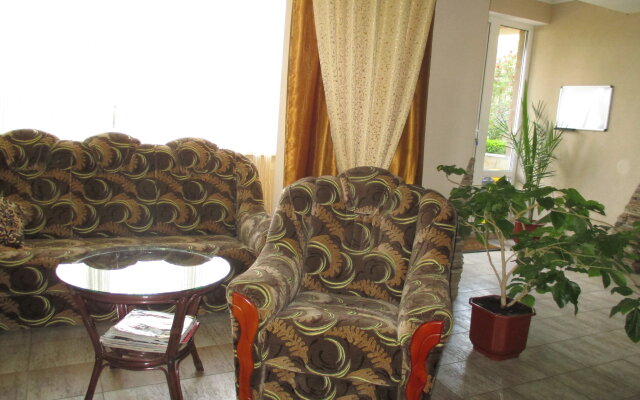 Villa Roza Guest House